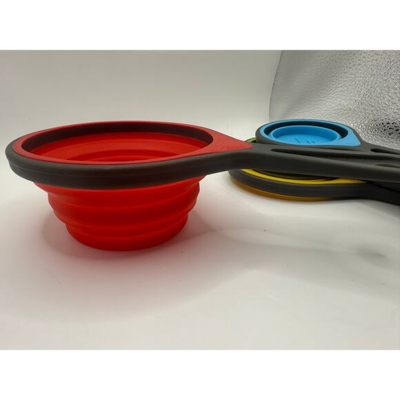 Collapsible measuring cups - Set of 4 - Picture 4 of 4